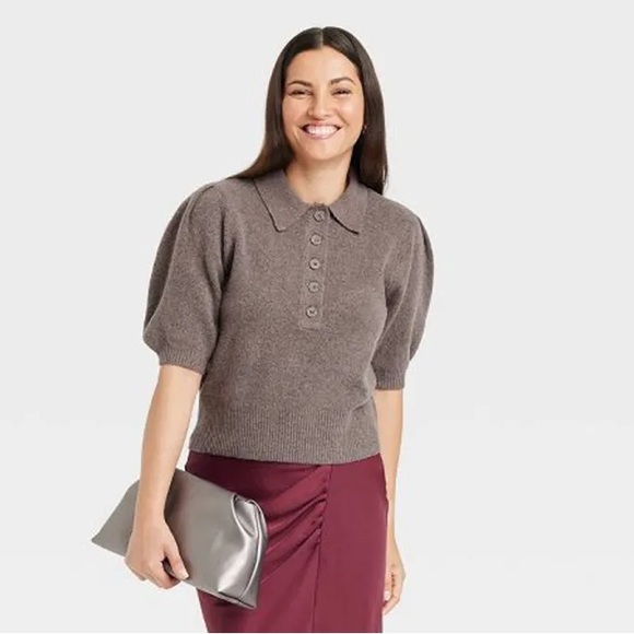 Women sweater top size L worn one time very soft material - Picture 2 of 4